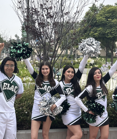 2024 Graduation Cheerleaders