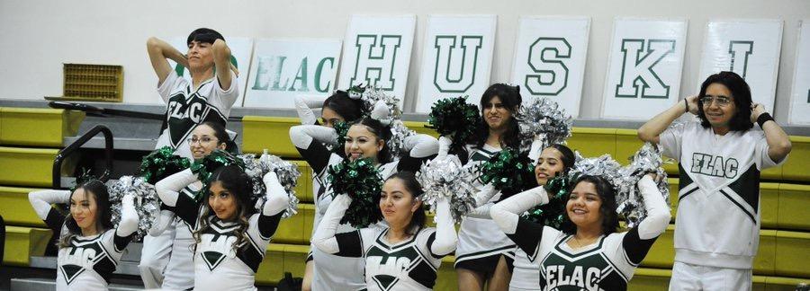 Main Picture of Pep Squad Club Cheerleaders Team